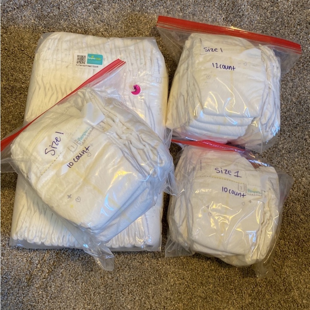 NEW 80pk Pampers Diapers size 1